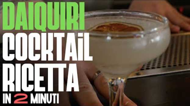 Видео Daiquiri: Quello di HEMINGWAY? - Ricetta e Preparazione | Italian Bartender на русском